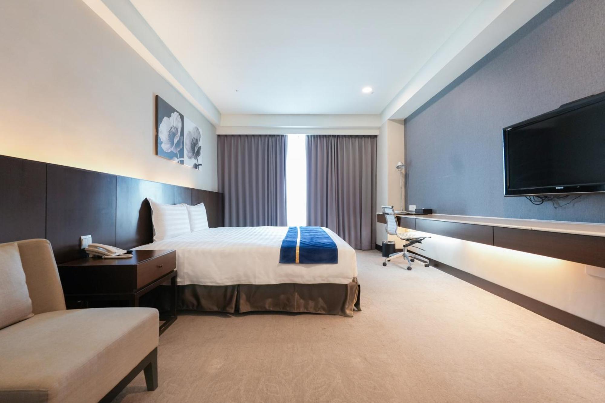 Hiyeshotel勤天商旅-花蓮館 Хуалиен Сити Екстериор снимка
