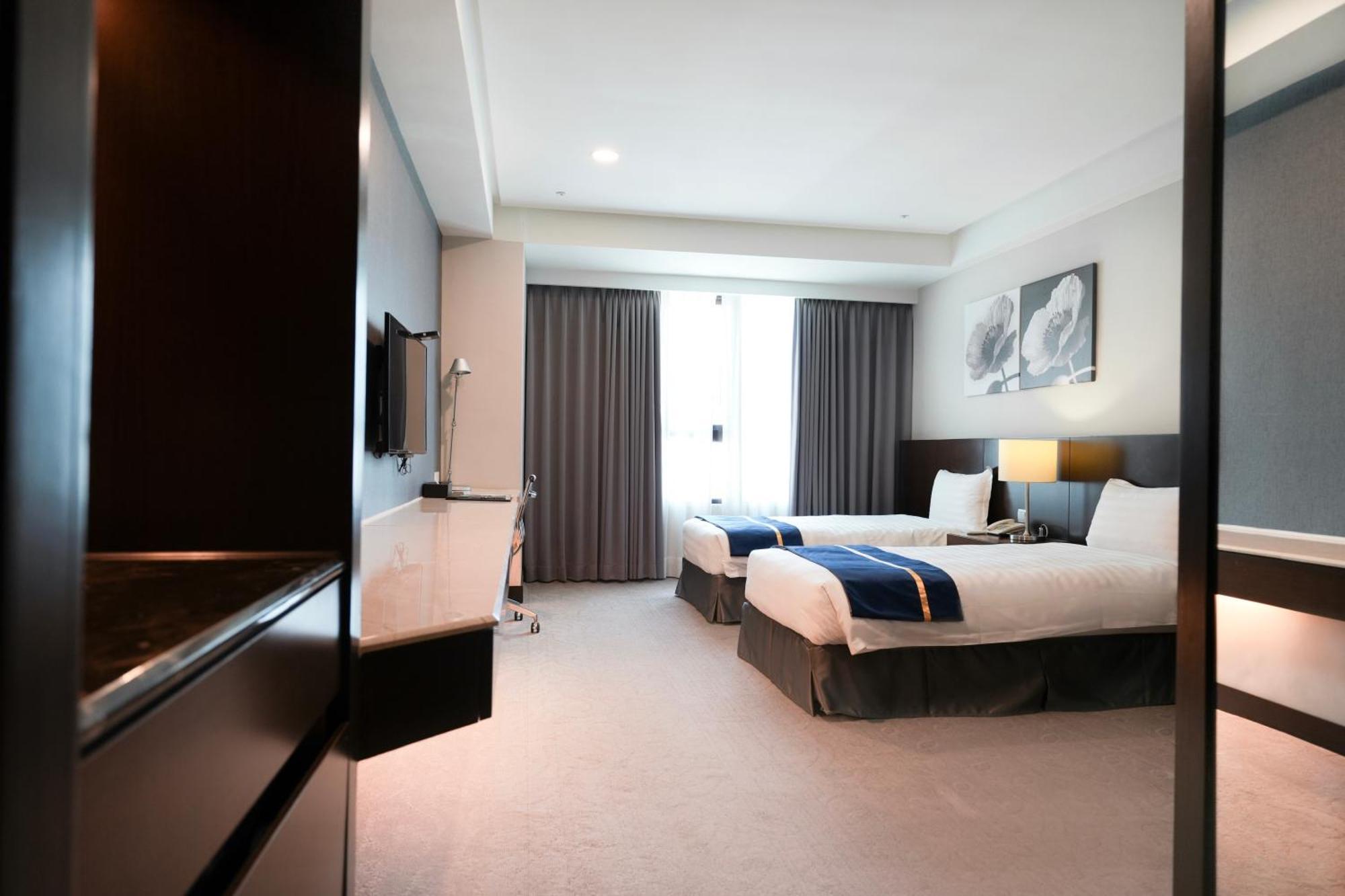 Hiyeshotel勤天商旅-花蓮館 Хуалиен Сити Екстериор снимка