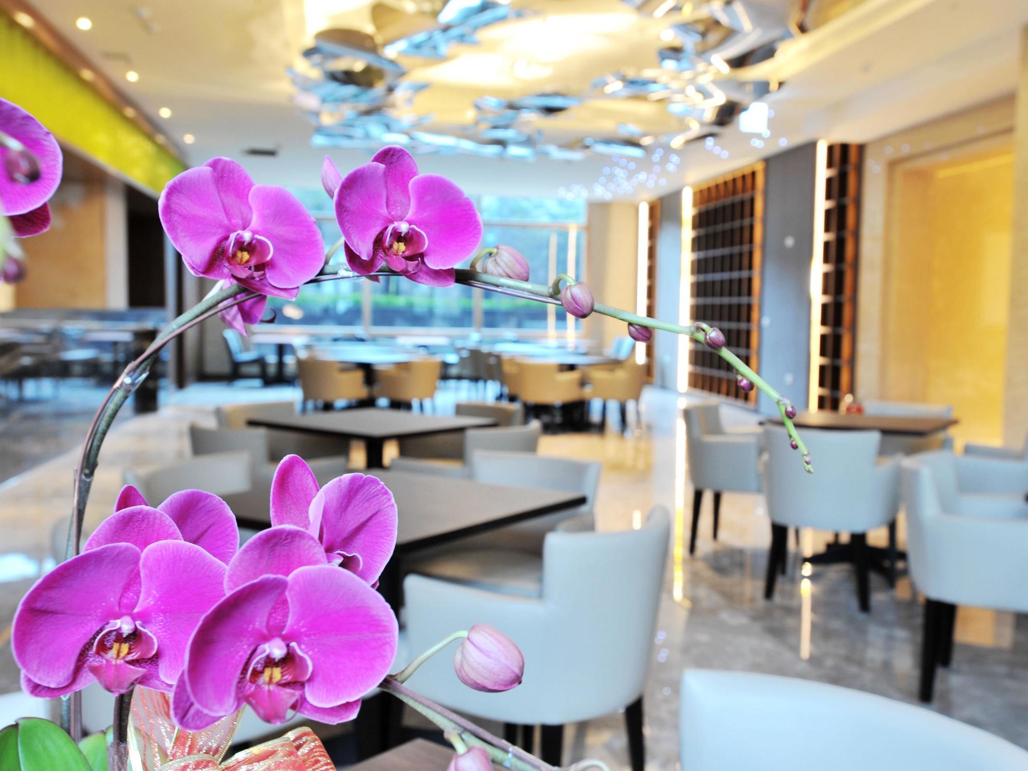 Hiyeshotel勤天商旅-花蓮館 Хуалиен Сити Екстериор снимка