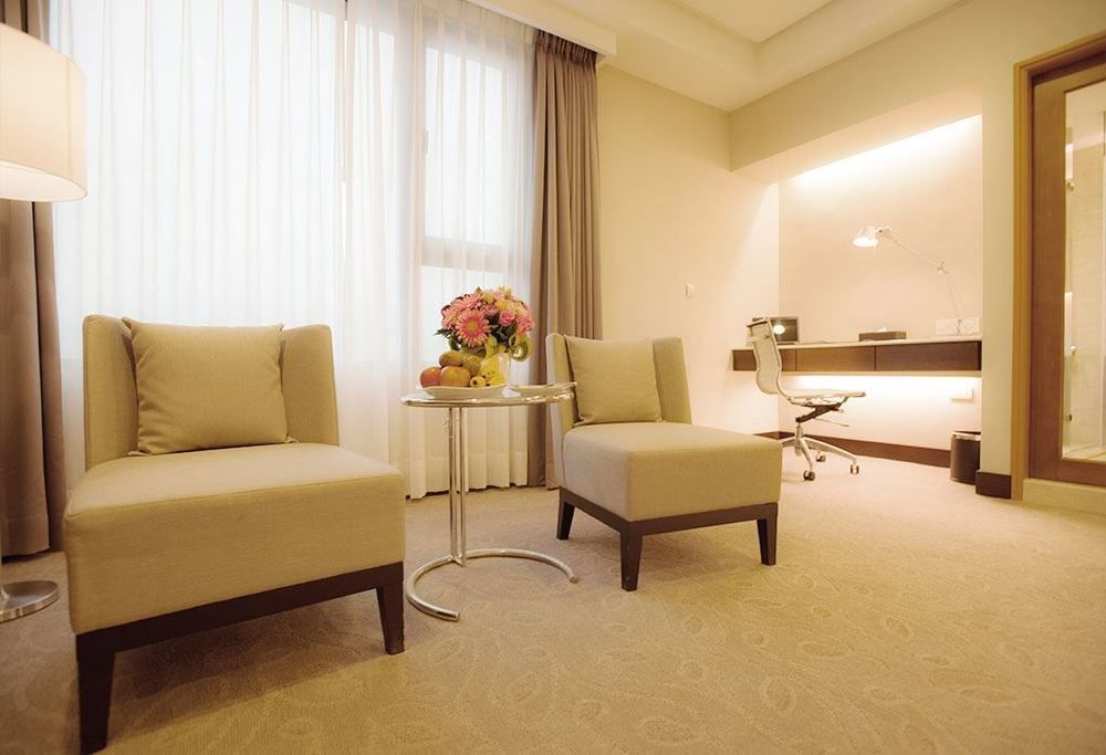 Hiyeshotel勤天商旅-花蓮館 Хуалиен Сити Екстериор снимка